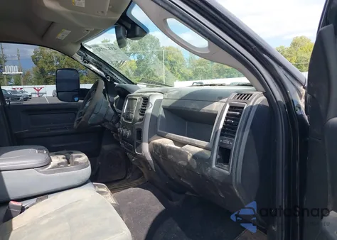 2018 Ram 2500 Tradesman 4X4 6'4 Box from USA, damaged, VIN 3C6UR5CL2JG338031